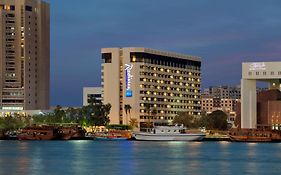 Radisson Blu Hotel, Dubai Deira Creek